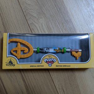 Disney Collectible 90th Special Edition Anniversary Pluto Key